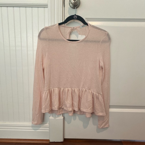 UO: Long Sleeve Rose Sweater - Picture 4 of 5
